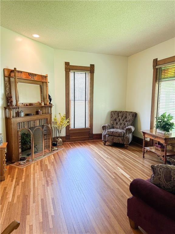 713 Brookfield Ave, Brookfield, MO 64628 - photo 10
