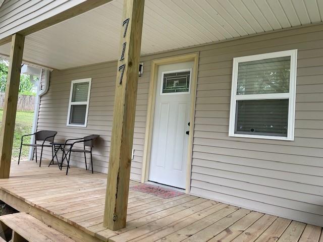 717 Garden St, Saint Joseph, MO 64504 - photo 2