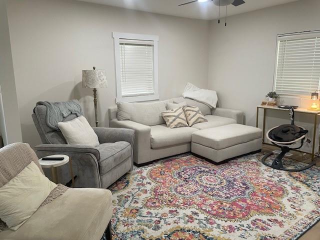 717 Garden St, Saint Joseph, MO 64504 - photo 4