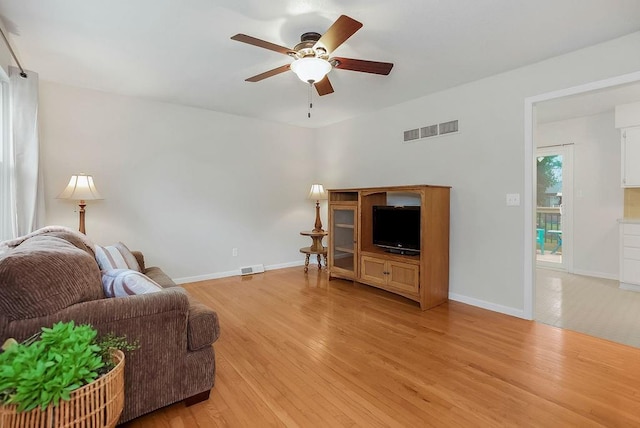 133 NW Lakeview Ct, Blue Springs, MO 64014 - photo 3