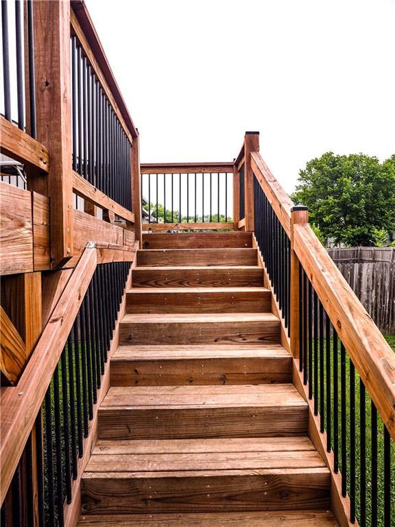 707 NW Green Dr, Grain Valley, MO 64029 - photo 17