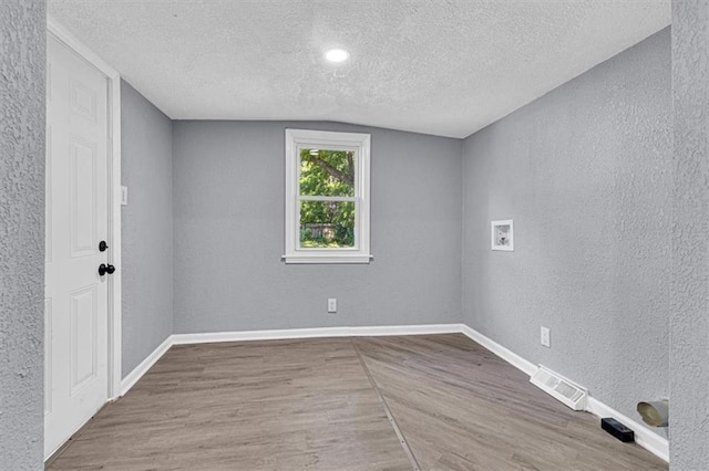 1204 N Spring St, Independence, MO 64050 - photo 14