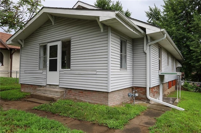 16 E Hyde Park Ave, Saint Joseph, MO 64504 - photo 2