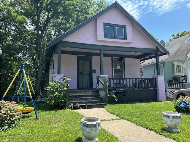 2021 Spruce Ave, Kansas City, MO 64127 - photo 2