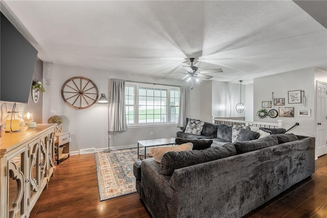 532 Maple Ave, Smithville, MO 64089 - photo 2