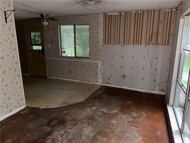 504 N Logan St, Olathe, KS 66061 - photo 8