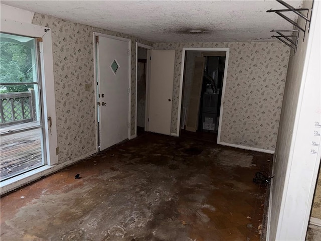504 N Logan St, Olathe, KS 66061 - photo 10