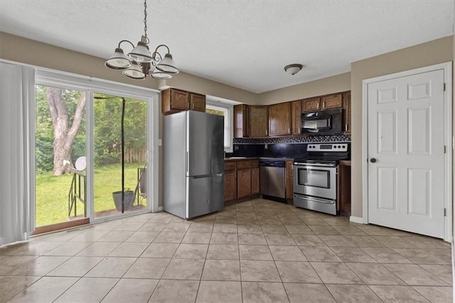8818 James A Reed Rd, Kansas City, MO 64138 - photo 6