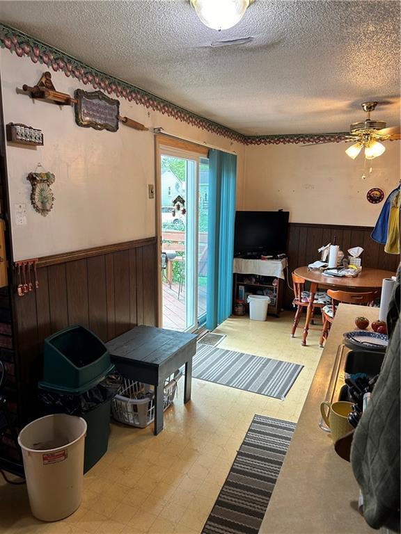 1300 Cherokee St, Leavenworth, KS 66048 - photo 10