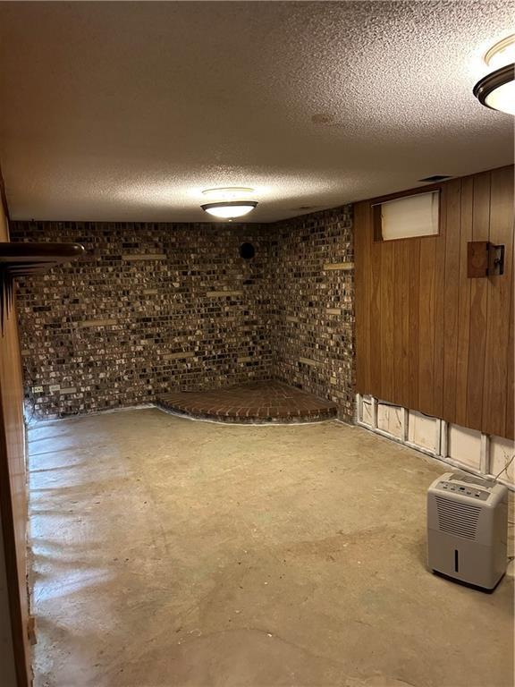 1300 Cherokee St, Leavenworth, KS 66048 - photo 19