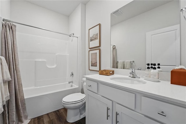 2211 Creek View Ln, Raymore, MO 64083 - photo 7