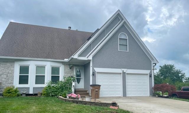 205 Johnston Pkwy, Raymore, MO 64083 - photo 2