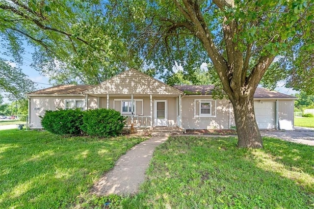 15090 Walmer St, Overland Park, KS 66223 - photo 1