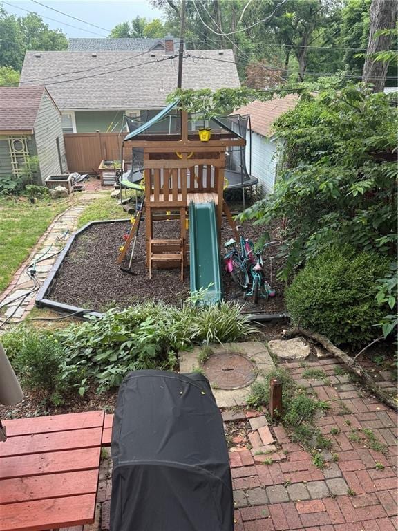 503 Marshall St, Leavenworth, KS 66048 - photo 45