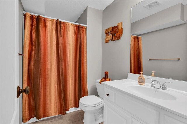 2405 NE Carousel Ct, Lees Summit, MO 64086 - photo 30