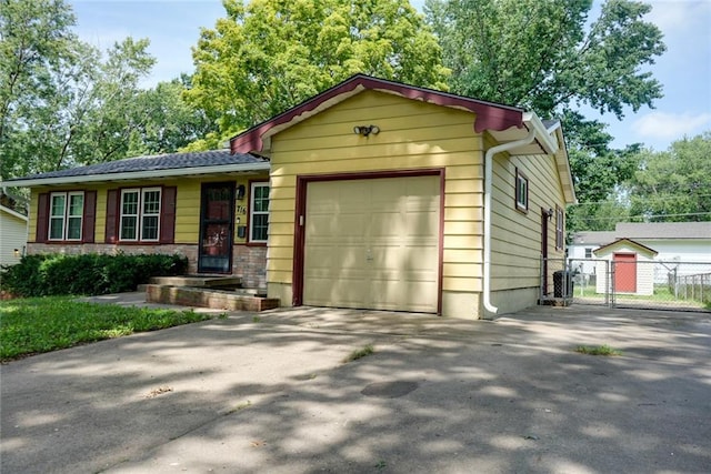 716 Osage Trl, Independence, MO 64056 - photo 3