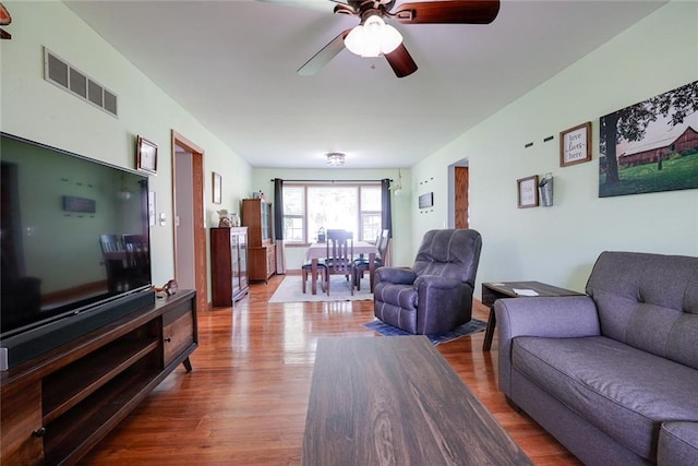 716 Osage Trl, Independence, MO 64056 - photo 5