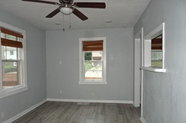 5938 Kensington Ave, Kansas City, MO 64130 - photo 2