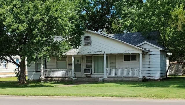 420 W 4th St W, Pittsburg, KS 66762 - photo 1