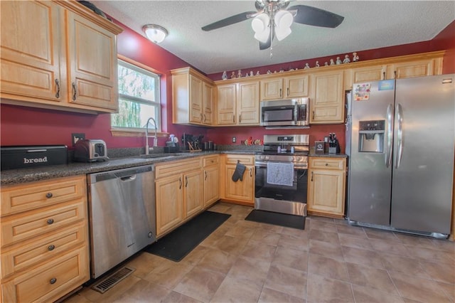 10206 E 220th Pl, Peculiar, MO 64078 - photo 16