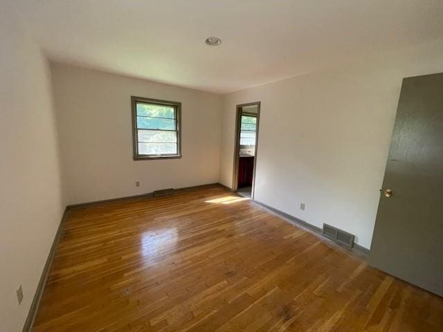 10235 W 70th St, Merriam, KS 66203 - photo 6