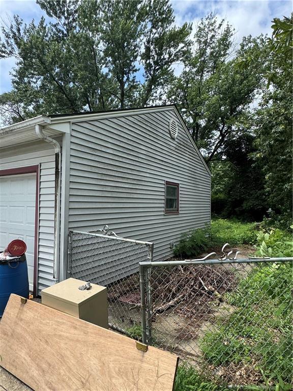 12604 13th St, Grandview, MO 64030 - photo 3