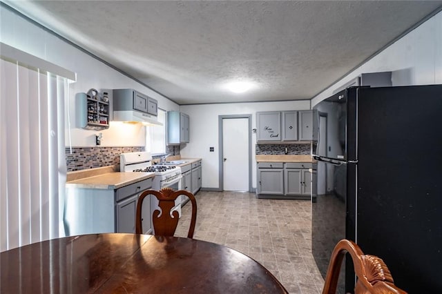 2409 W 1st St, Coffeyville, KS 67337 - photo 5
