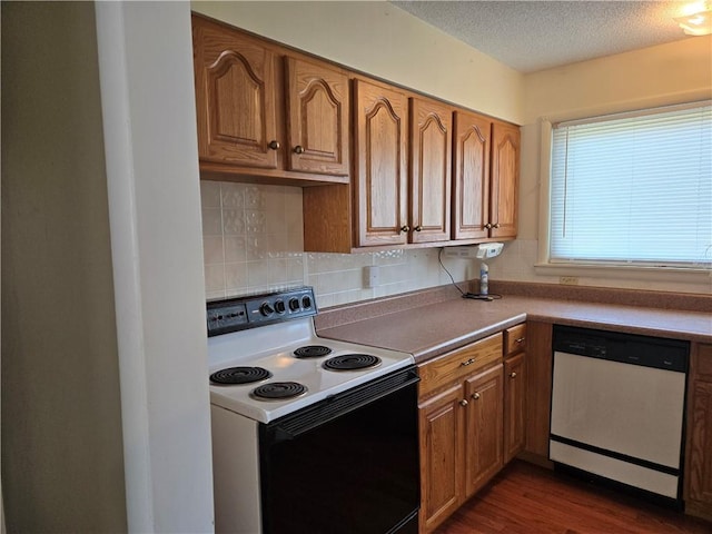 1300 Dover Dr, Salina, KS 67401 - photo 12