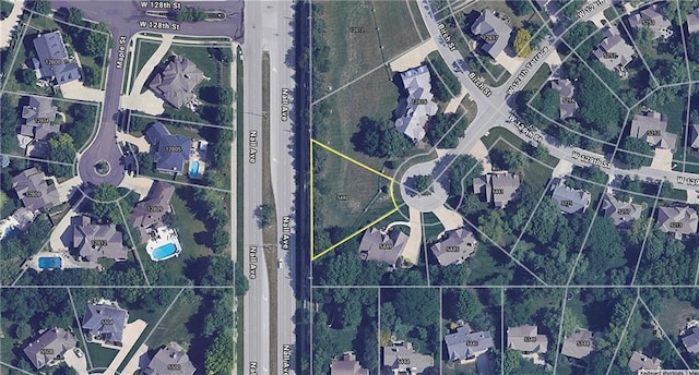 5448 W 128th Ter, Leawood, KS 66209 - photo 1