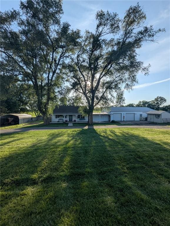 23151 207th St, Tonganoxie, KS 66086 - photo 1