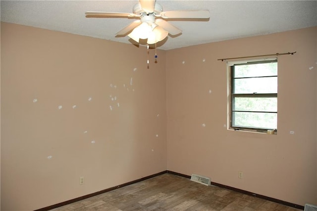 4517 Badger St, Saint Joseph, MO 64506 - photo 16