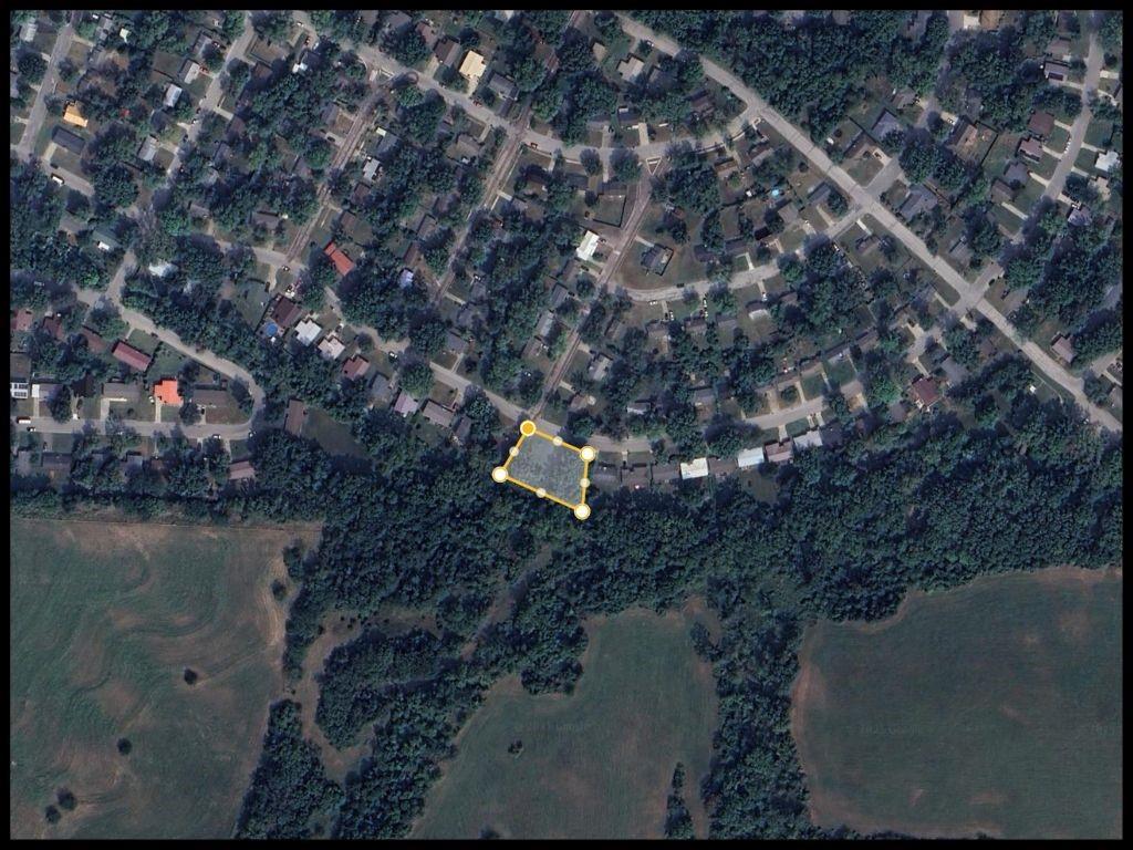 1008 Anderson St, Warrensburg, MO 64093 - photo 2