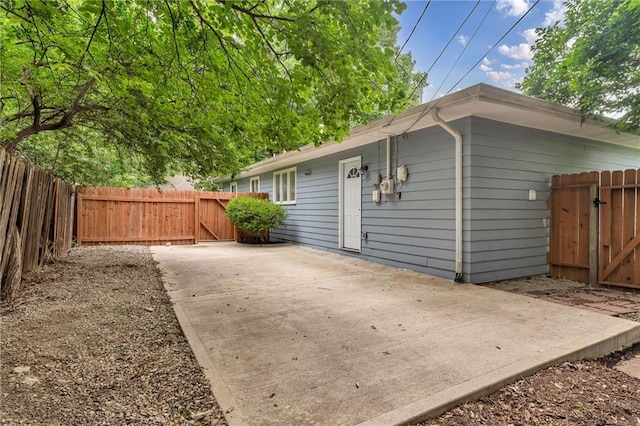 1620 W 20th Ter, Lawrence, KS 66046 - photo 24