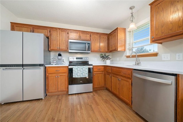 806 Sunflower St, Smithville, MO 64089 - photo 9