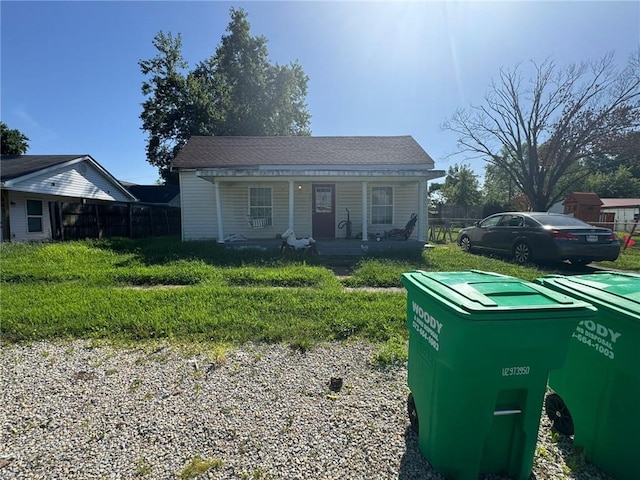 809 Spruce St, Bismarck, MO 63624 - photo 1