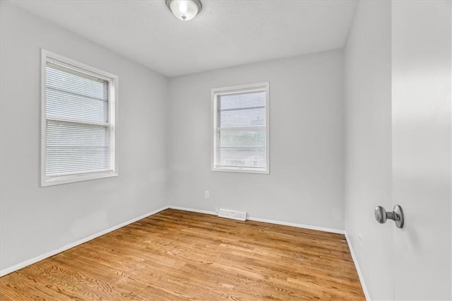 7920 NE San Rafael Dr, Kansas City, MO 64119 - photo 15