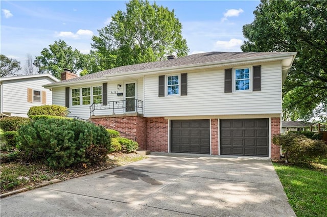 3115 NE 67th St, Kansas City, MO 64119 - photo 1