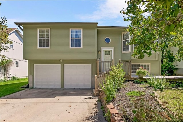 1505 W Forest Dr, Olathe, KS 66061 - photo 1