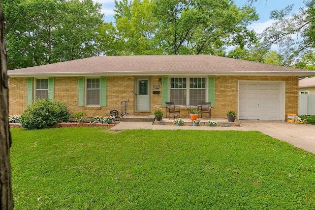 714 SW Williams St, Lees Summit, MO 64081 - photo 1