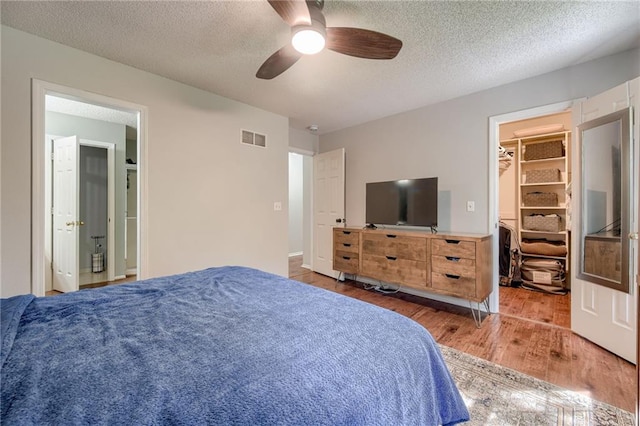 628 NE Swann Cir, Lees Summit, MO 64086 - photo 17