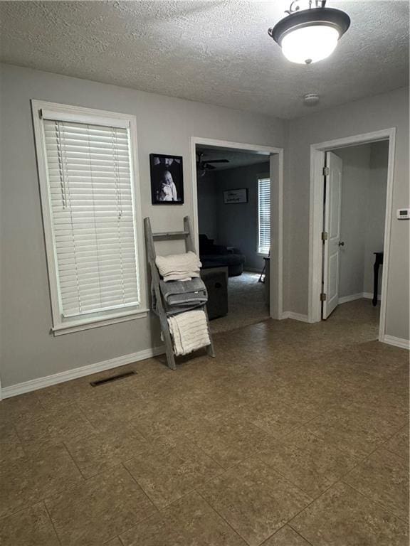 1301 S Edith Ave, Chanute, KS 66720 - photo 7