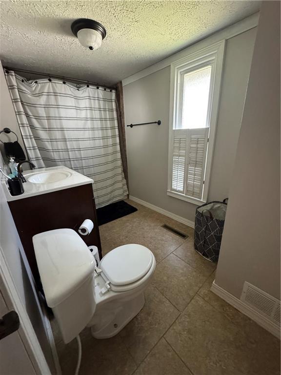 1301 S Edith Ave, Chanute, KS 66720 - photo 16