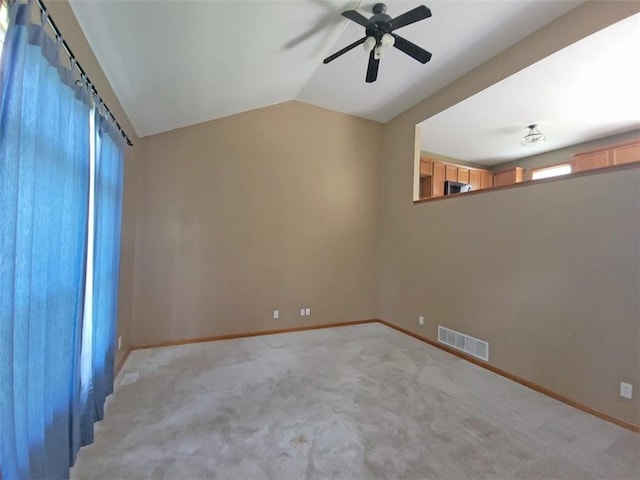 521 Hayes St, Pomona, KS 66076 - photo 4