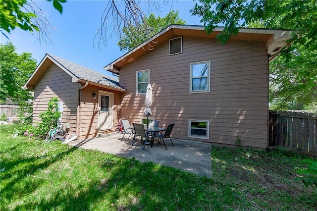 2701 Pebble Ln, Lawrence, KS 66047 - photo 52