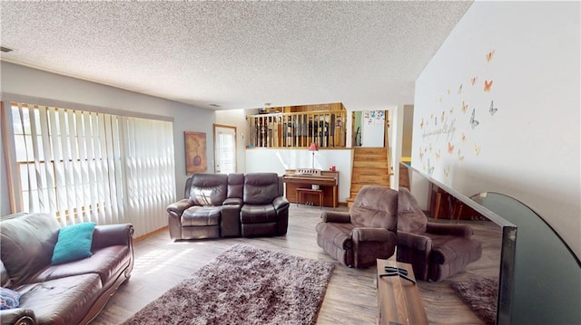 8626 Oakview Dr, Lenexa, KS 66215 - photo 14