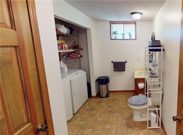 8626 Oakview Dr, Lenexa, KS 66215 - photo 18