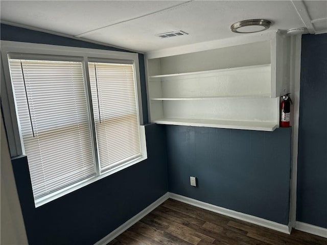 8510 Grandview Ln, Overland Park, KS 66212 - photo 6
