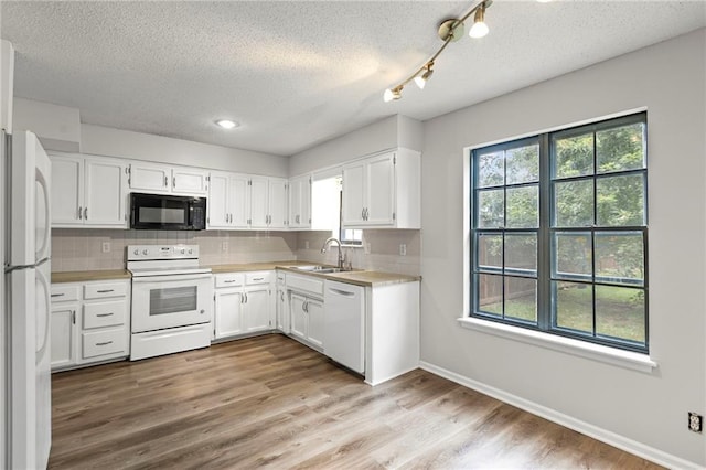 10600 W 115th Ter, Overland Park, KS 66210 - photo 8