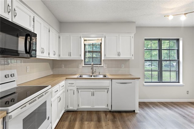 10600 W 115th Ter, Overland Park, KS 66210 - photo 10