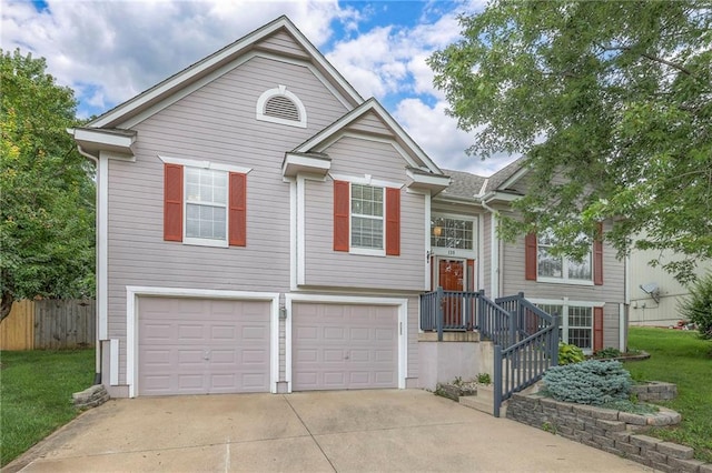 138 N Highland Dr, Raymore, MO 64083 - photo 3